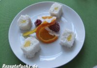 Süßes Sushi mit Mango